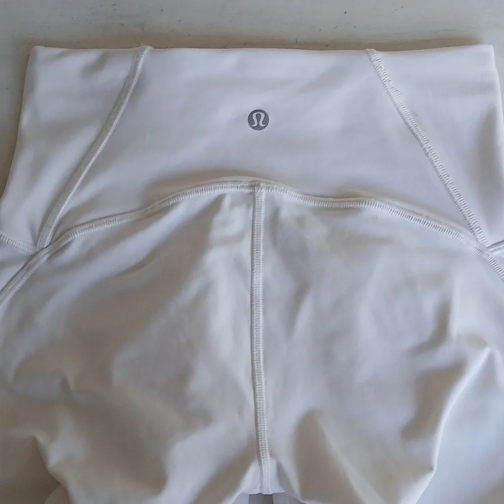 Lululemon Train Times 7/8 White Size 4